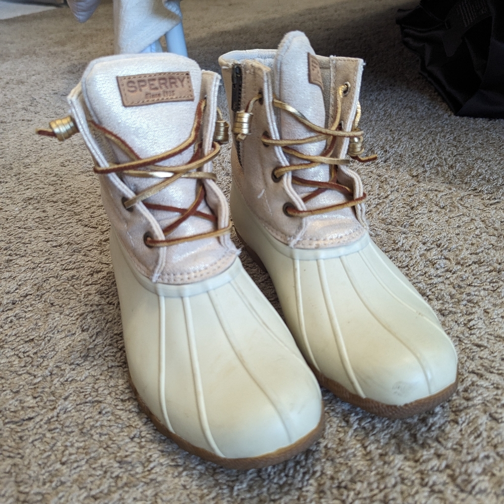 Sperry winter duck boots, cream and gold